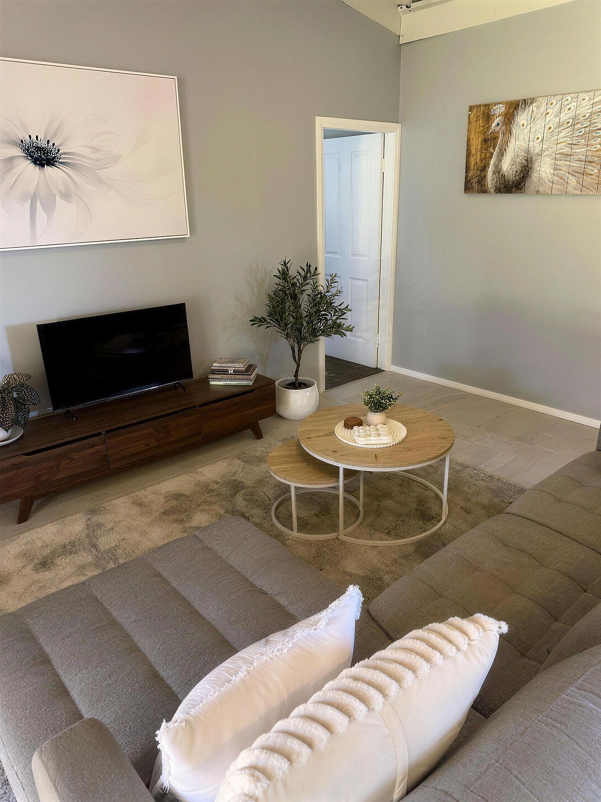 Lounge and entry hallway